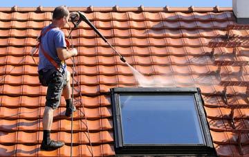 roof cleaning Hollycroft, Leicestershire